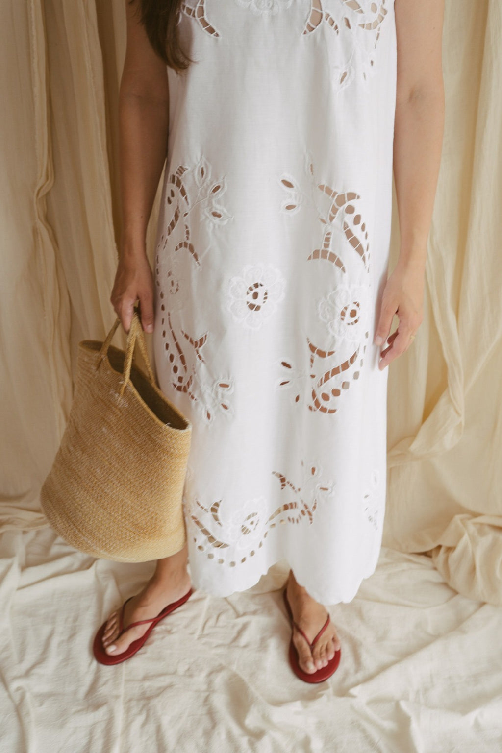 Roua, a vintage floral embroidered dress